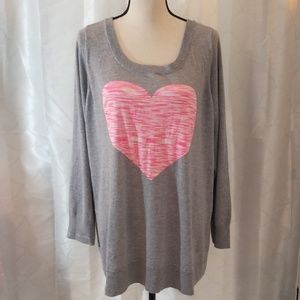 Torrid 2X Gray Sweater Pink Heart Graphic